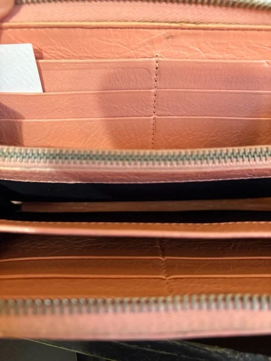 Balenciaga Coral Pink Leather Zip-Around Wallet has minor flaws on corners - Picture 4 of 8